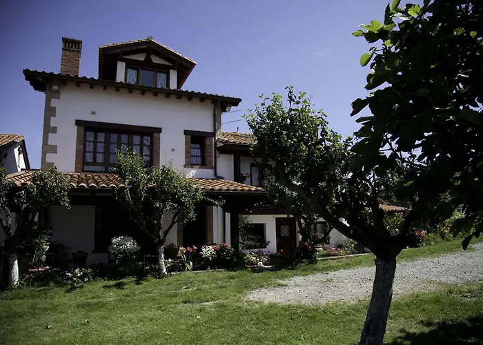 Casa Mari Paz Trasvia Comillas