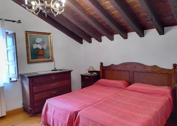 Casa Mari Paz Trasvia * Comillas