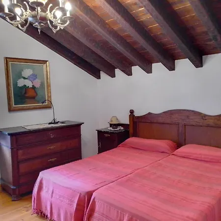 Casa Mari Paz Trasvia * Comillas